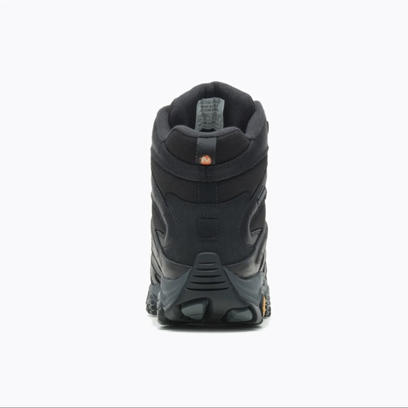 The Moab 3 Moab is an all black water proof winterized boot. W/ a vibram icetrek - Picture 6 of 7